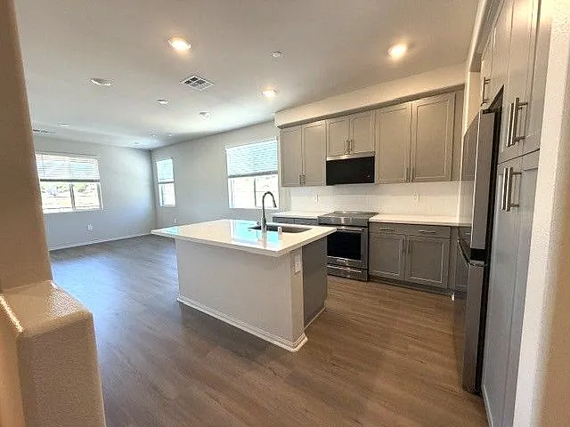 4731 Merida Way — Photo 21