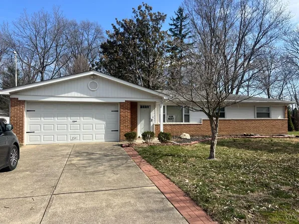 483 Breezy Ln, Cincinnati, OH 45244