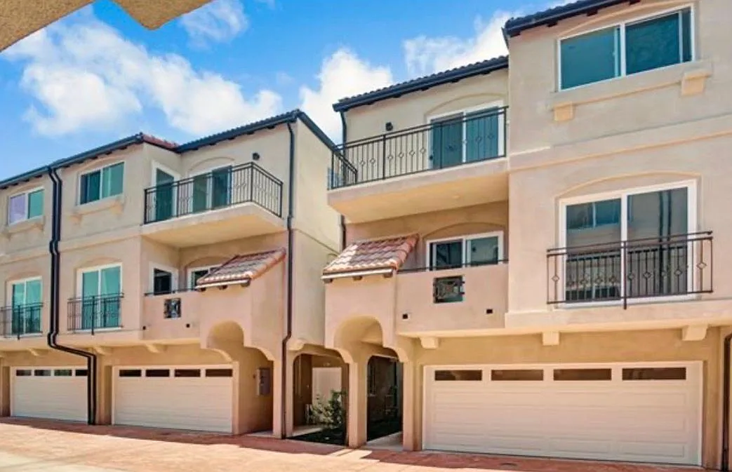 3 bed, 3.5 bath, 1536 sqft, $3,850 — Photo 1