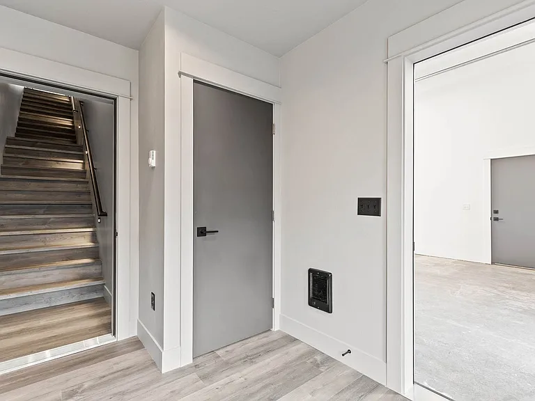 204 Fletching Way — Photo 3