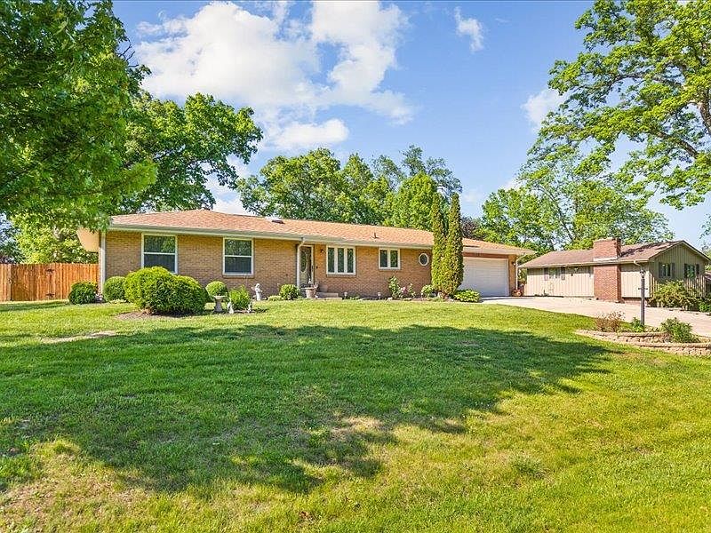 1st image of 7632 Larwinn Dr