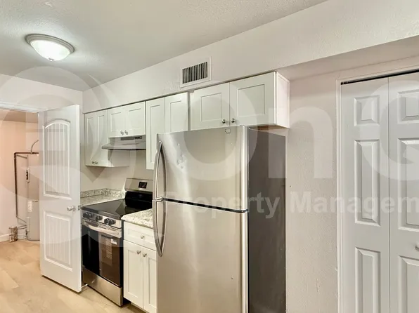 27 W Inglewood St #2, Mesa, AZ 85201