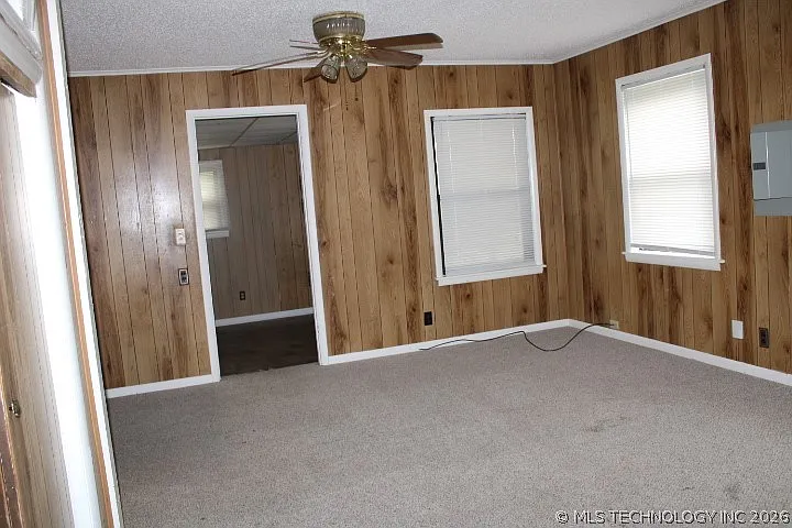 553 N 23rd West Ave — Photo 7