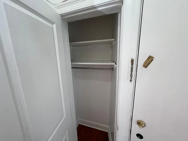 485 Garfield Ave #2E — Photo 5