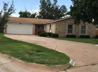 1030 Rogers Ter, Enid, OK 73703