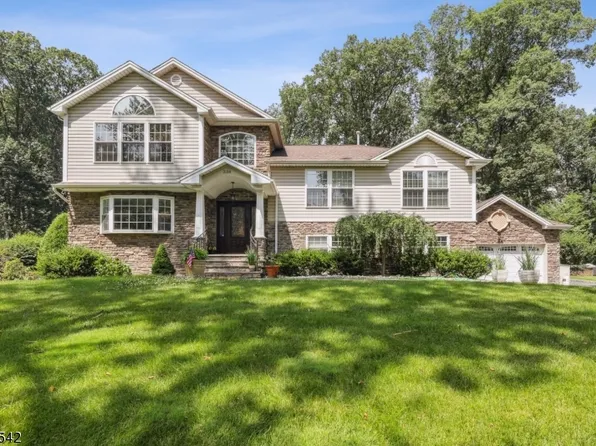 338 Rolling Rock Rd, Mountainside Boro, NJ 07081
