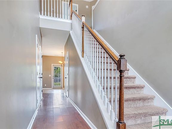 2nd image of 210 NE Highland Pony Way