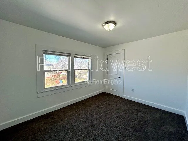 2960 N Park Ave — Photo 15