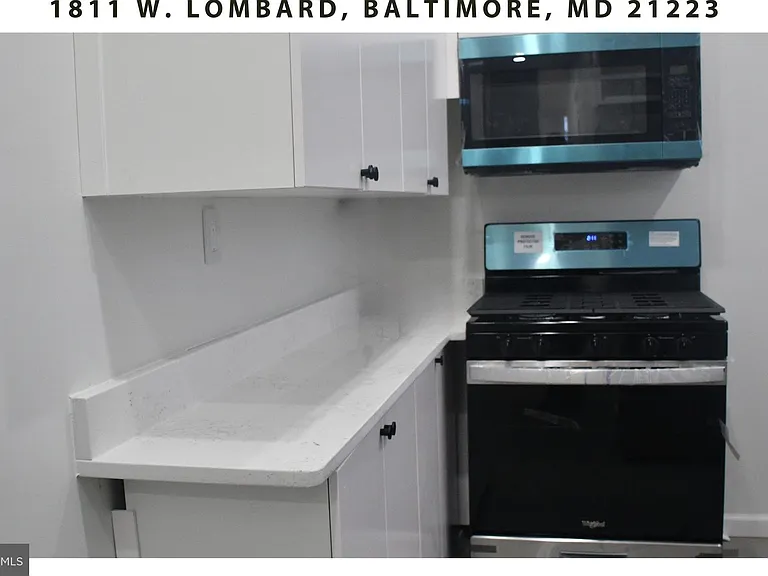 1811 W Lombard St — Photo 8