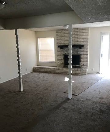 2nd image of 406 Amistad Blvd
