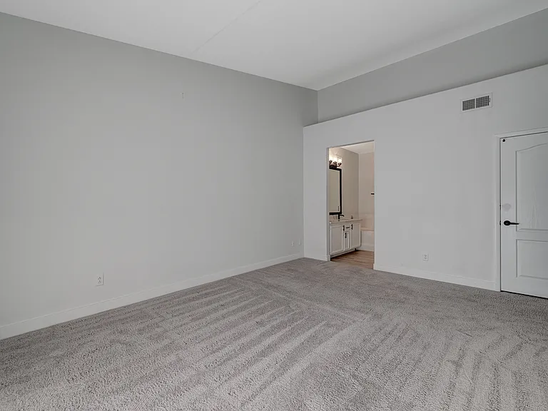 7717 Constanso Ave #204 — Photo 24