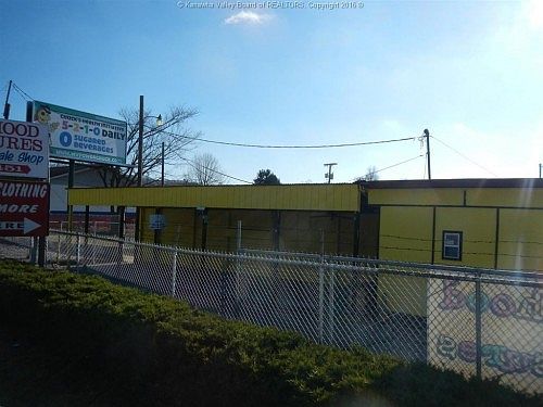 3rd image of 2819 Maccorkle Ave