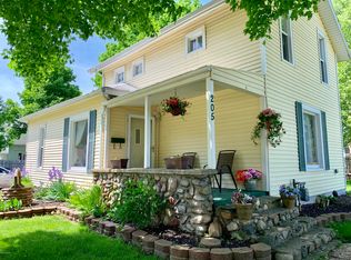205 N Walker St, Bronson, MI 49028