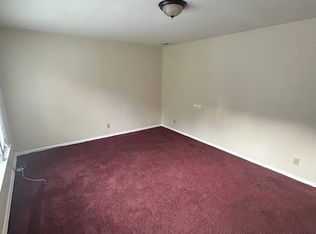 2036 Green Rd, Cleveland, OH 44121