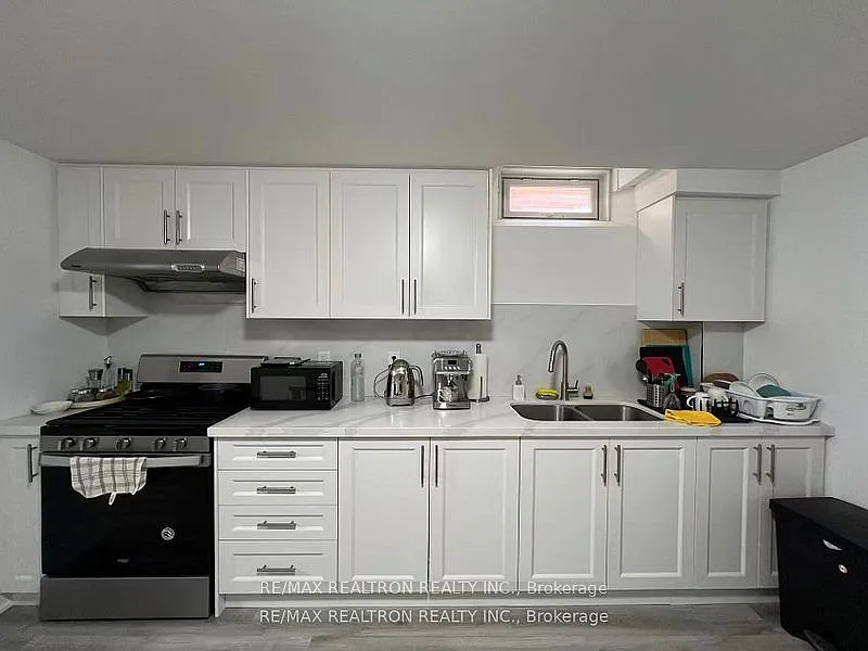 2 bed, $1,700 — Photo 4