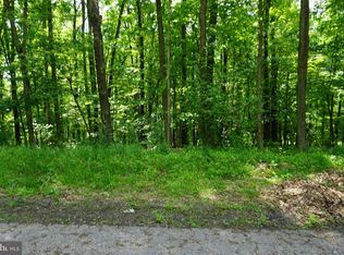 62 Crosby Dr, Oakland, MD