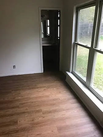 3 bed, 1309 sqft, $1,395 — Photo 2
