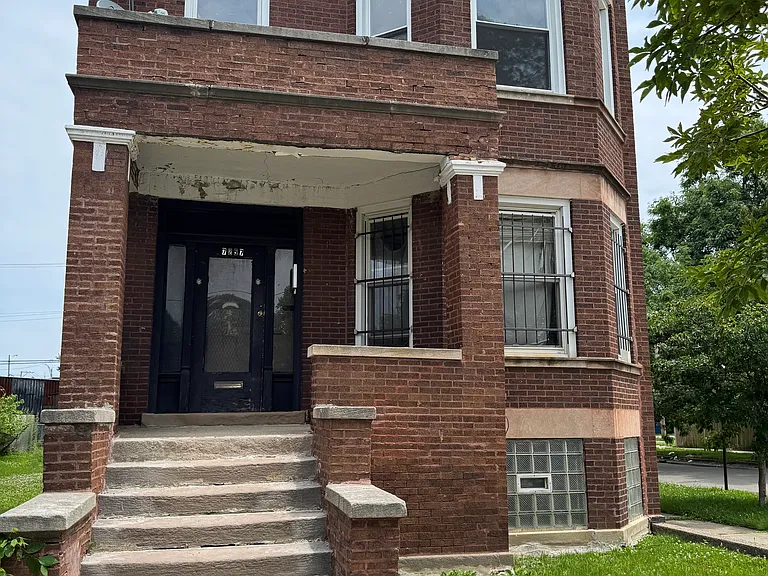 7257 S Marshfield Ave #2W — Photo 1