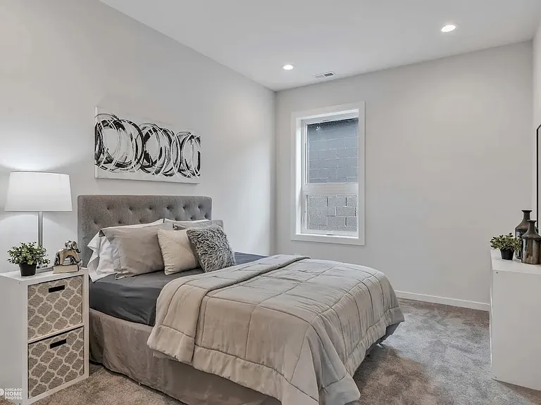5434 S Michigan Ave #2 — Photo 5