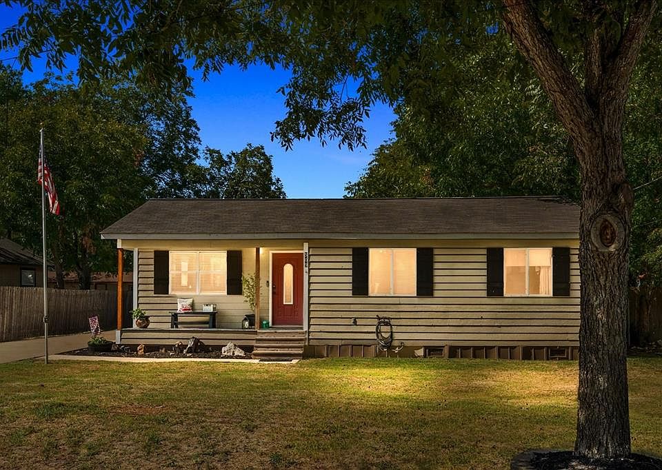 509 S Frio St, Lockhart, TX 78644 MLS 9213523 Zillow