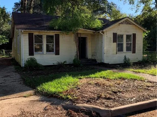 63 Chester St, Alexandria, LA 71301