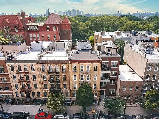 5th image of 219 Kingsland Ave #1-16