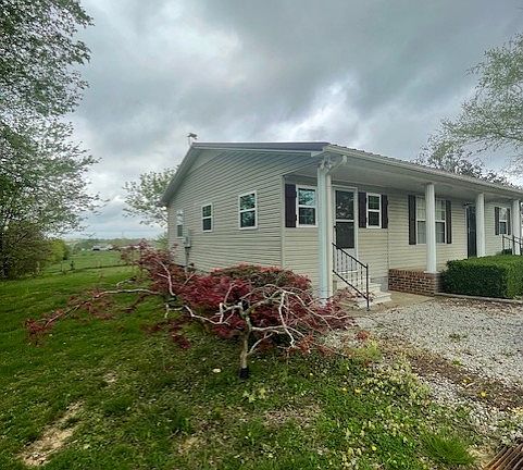 3rd image of 108 Bud Taylor Rd