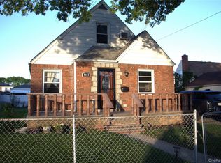 8417 264th Street, Floral Park, NY 11001