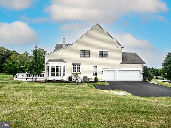 3rd image of 57 Deerfield Dr