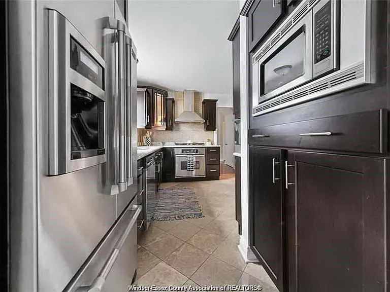 6711 Riverside Dr E — Photo 14