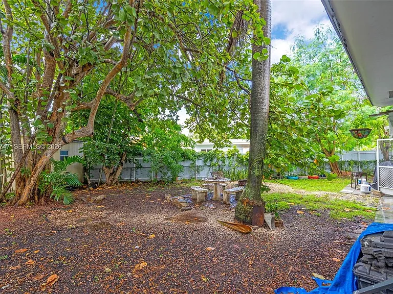 17930 NE 6th Ave #17930 — Photo 8