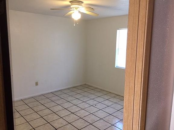 3rd image of 1813 6th Ave