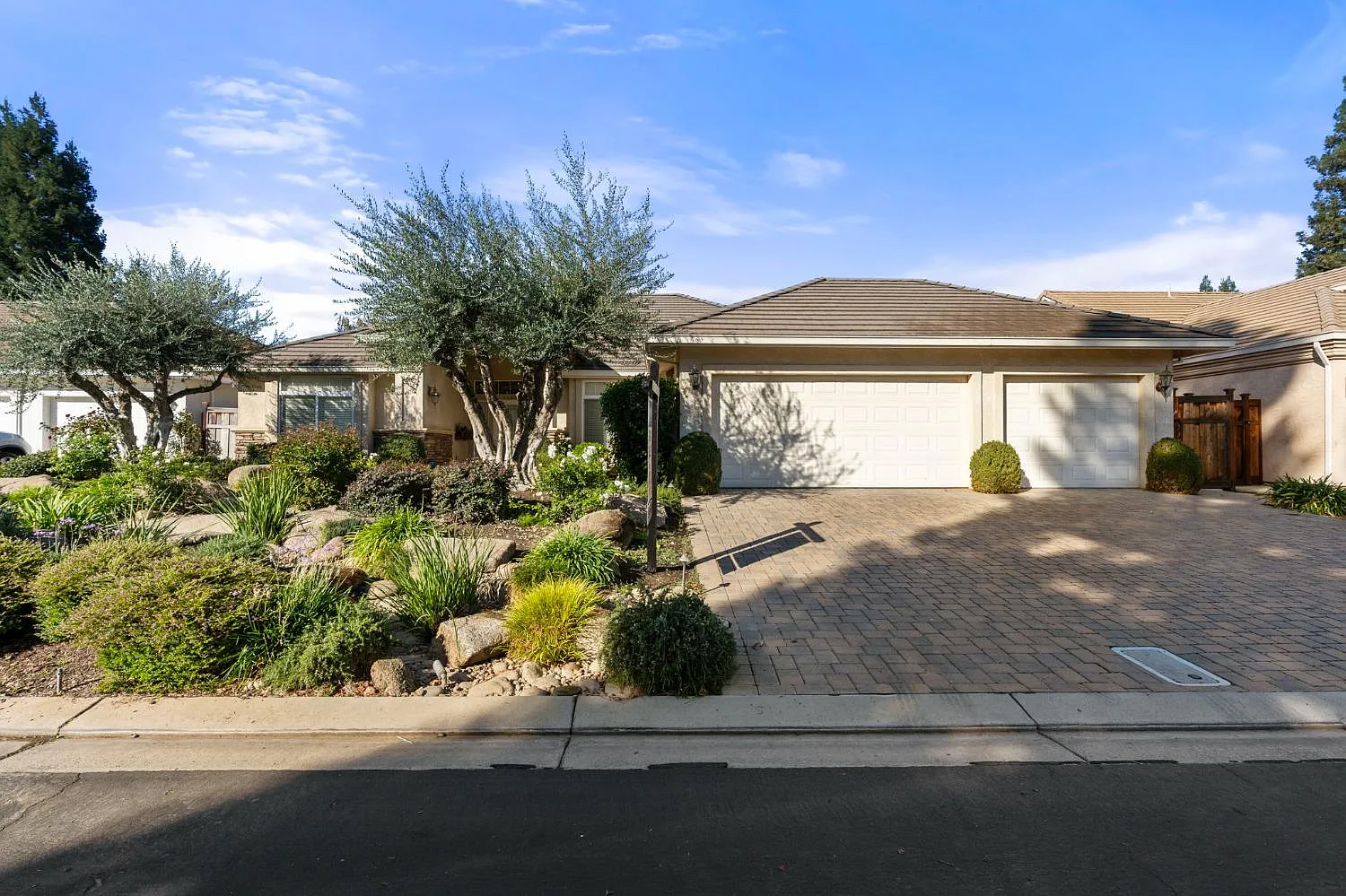 3391 Locksley Ct photo 1