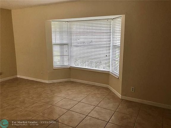 4th image of 11902 NW 26th Mnr