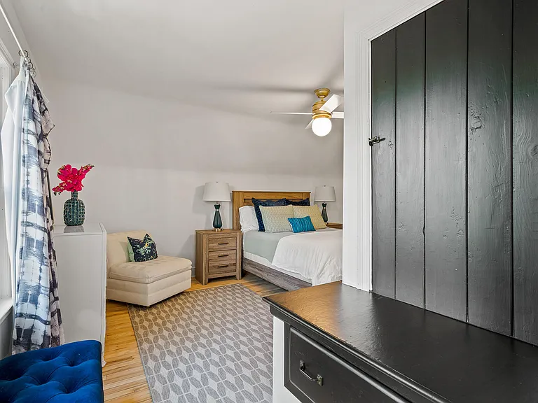 113 Crestmere Ave #201 — Photo 20