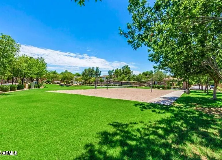 4235 E Betsy Ln — Photo 23