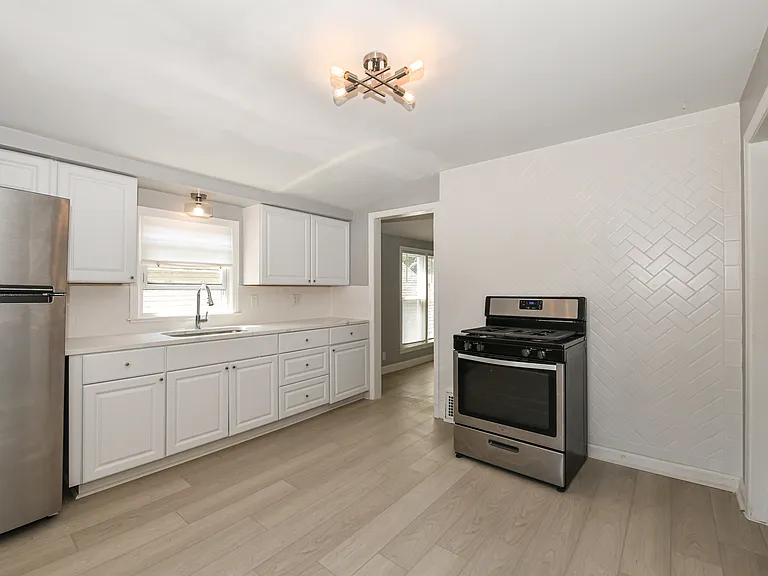 2230 S 72nd St #2 — Photo 2