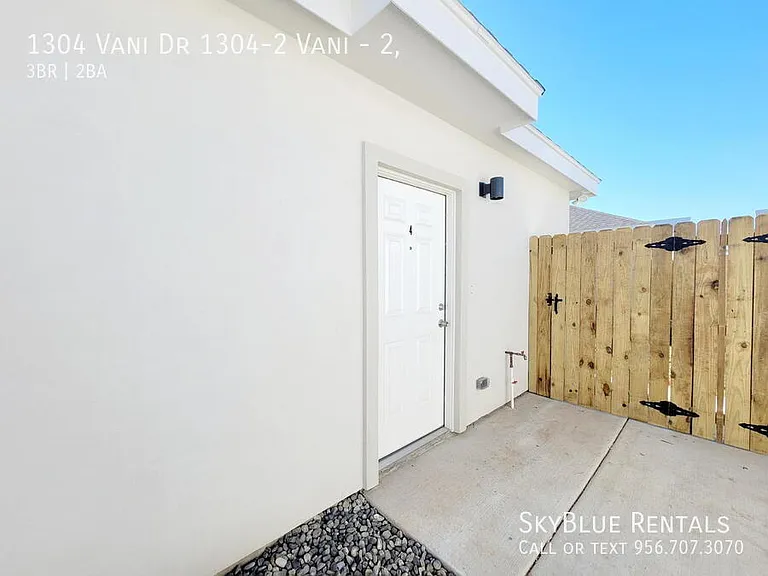 1304 Vani Dr #2 — Photo 12