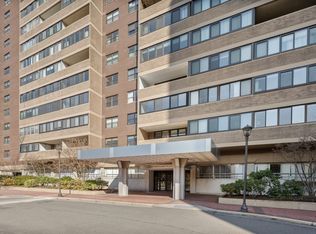 9 Hawthorne Pl APT 16B, Boston, MA 02114