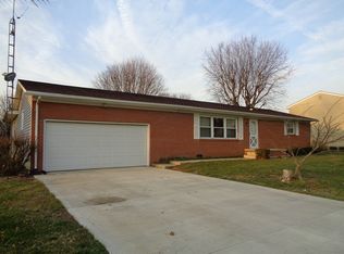 830 Stephanie Dr, Marion, OH 43302