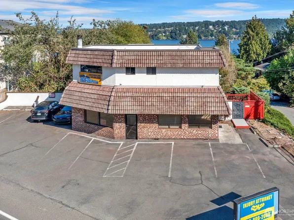 15500 Bothell Way NE, Lake Forest Park, WA 98155