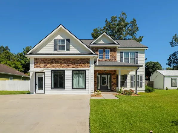 8293 Main St, Ray City, GA 31645