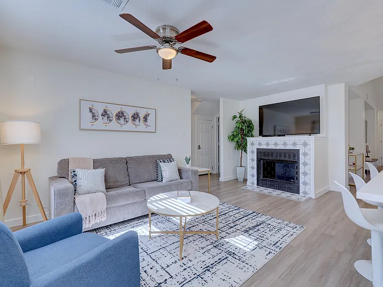 3409 Kissman Dr — Photo 10