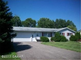308 Iowa Ave, Hoffman, MN 56339