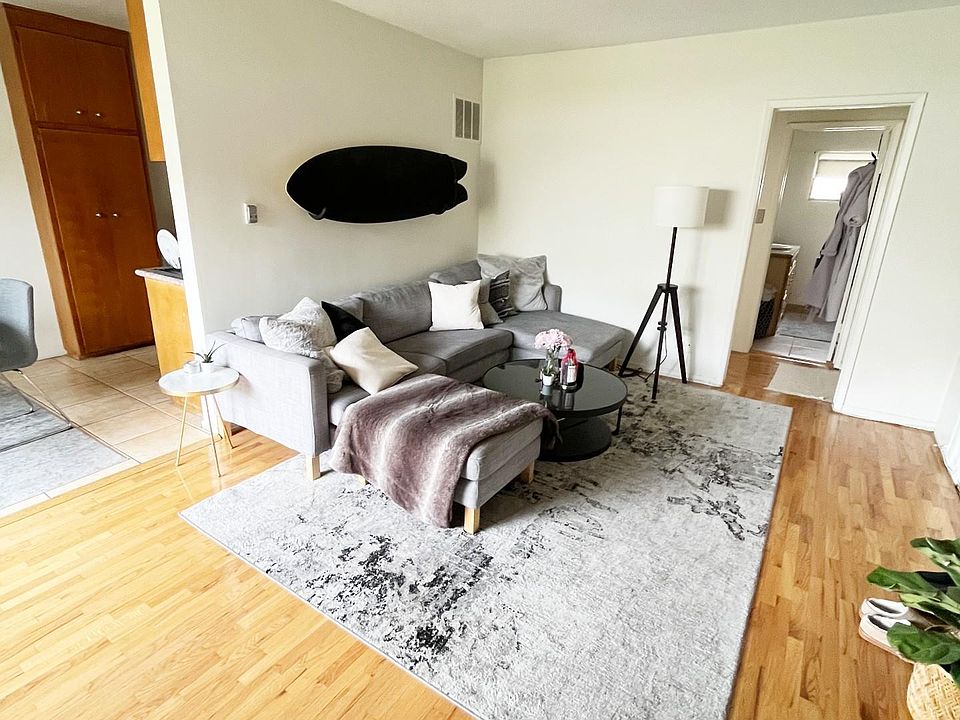 1st image of 1117 10th St APT 8