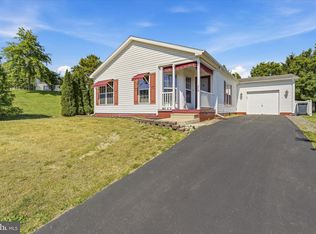 6 Cherry Hill Ct, Manahawkin, NJ 08050