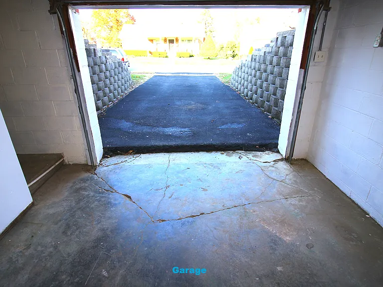 1090 Meridian Ct — Photo 47