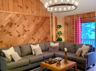 Bears Crossing, Dover, VT 05356