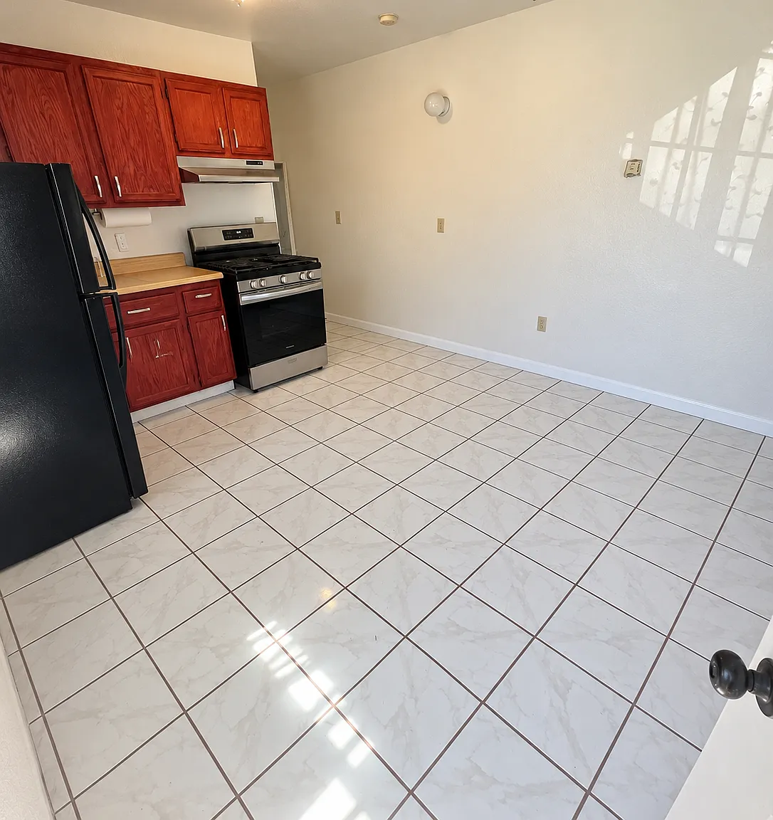 1 bed, $2,500 — Photo 2
