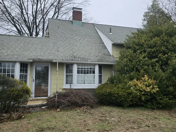 (undisclosed Address), Hicksville, NY 11801